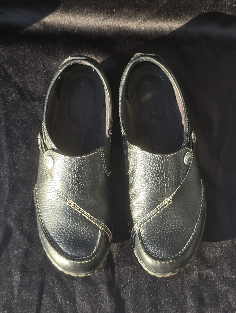 Clarks Ashland Lane Q Black Leather Silver Button Loafers
